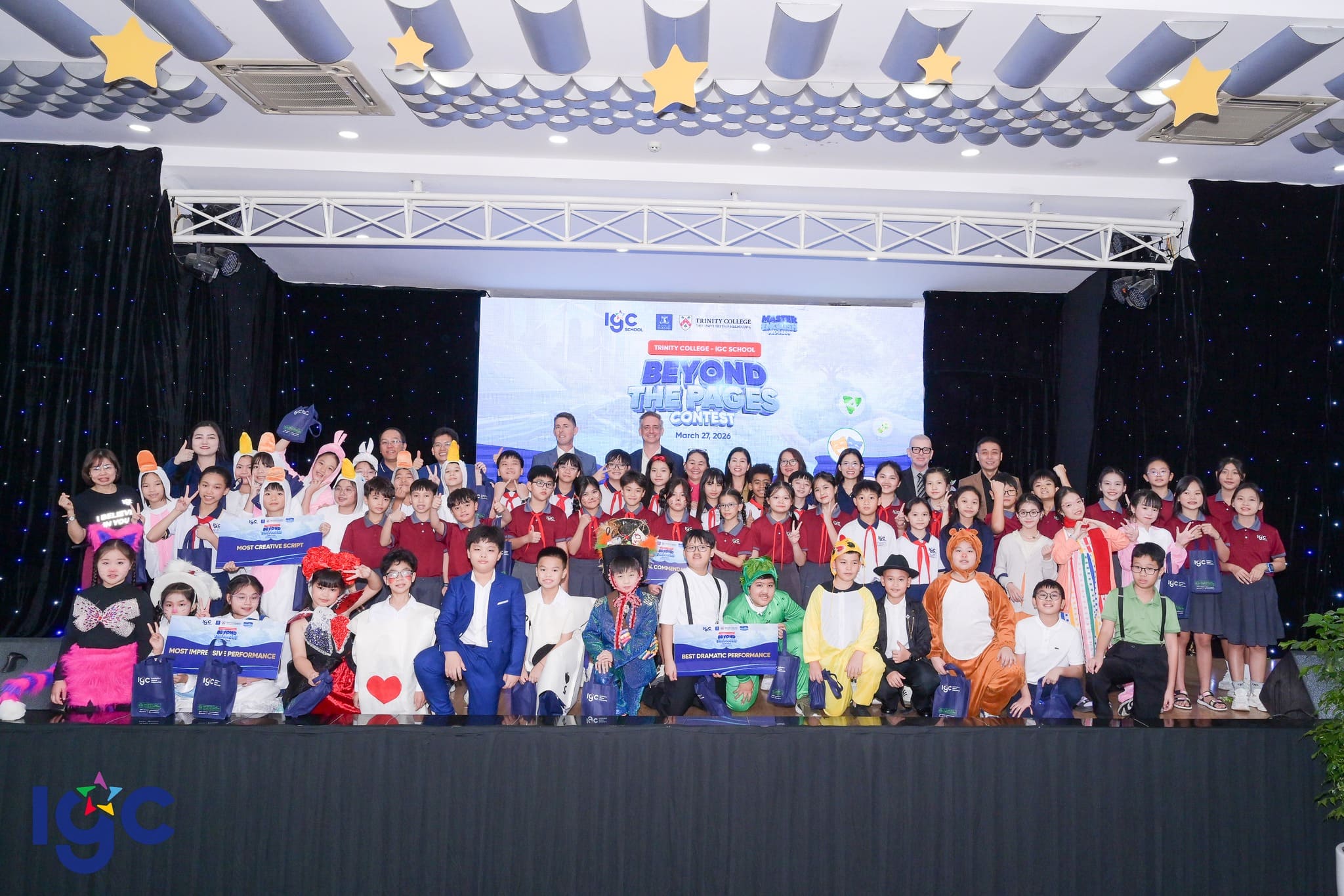 Chúc mừng những đội thi xuất sắc toả sáng tại Master English 2025-2026